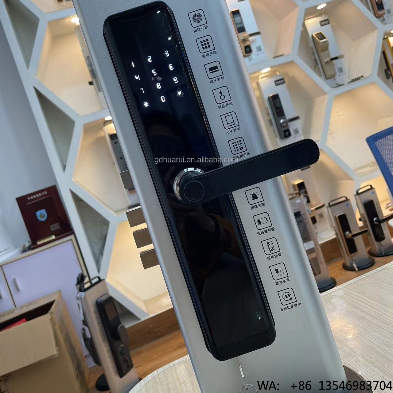 Digital Door Lock Fingerprint Handle - Maniglia per Porta Biometrica con App